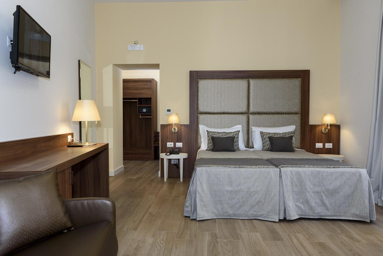 Navona Luxury Guesthouse Roma Ngoại thất bức ảnh