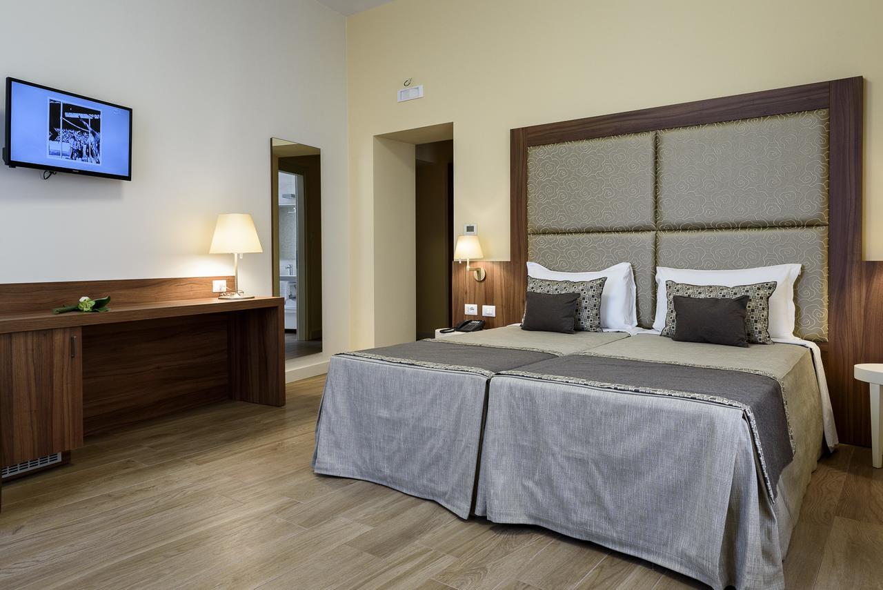 Navona Luxury Guesthouse Roma Ngoại thất bức ảnh