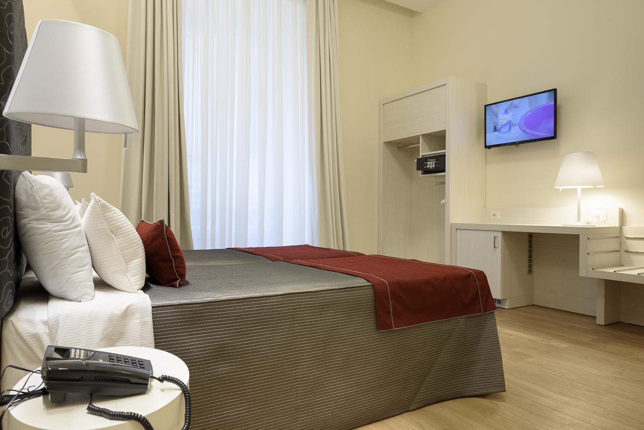 Navona Luxury Guesthouse Roma Ngoại thất bức ảnh