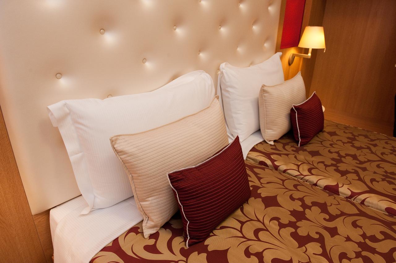 Navona Luxury Guesthouse Roma Ngoại thất bức ảnh