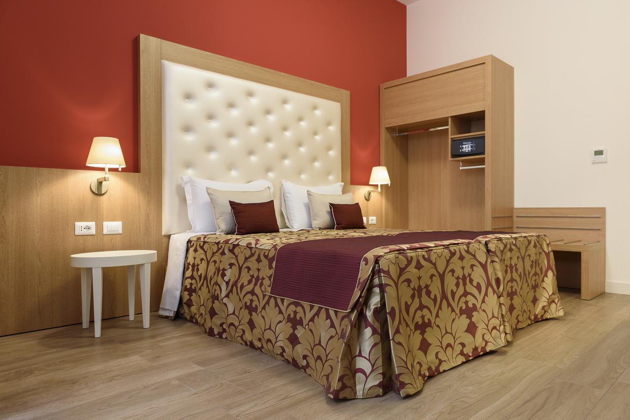 Navona Luxury Guesthouse Roma Ngoại thất bức ảnh
