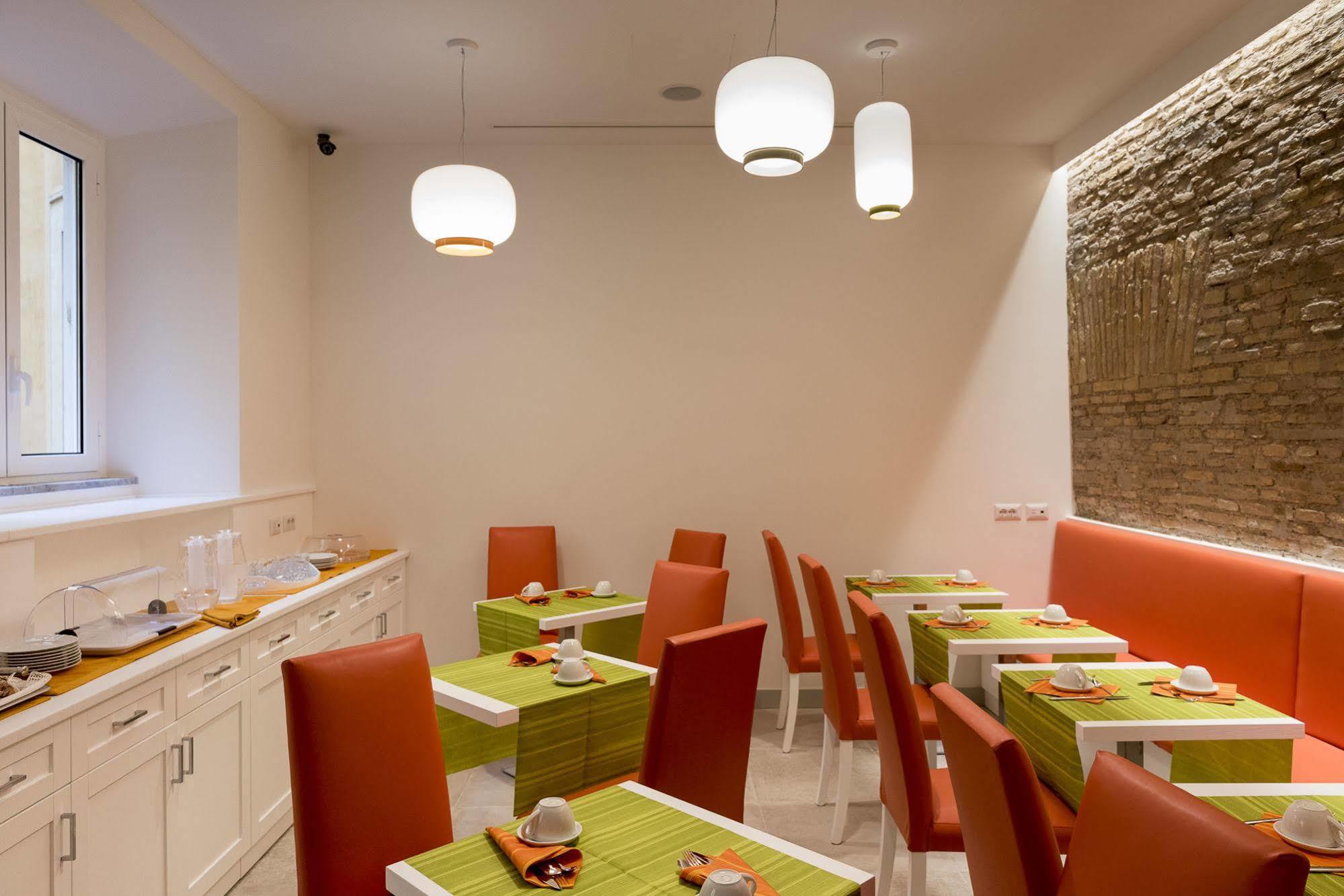 Navona Luxury Guesthouse Roma Ngoại thất bức ảnh