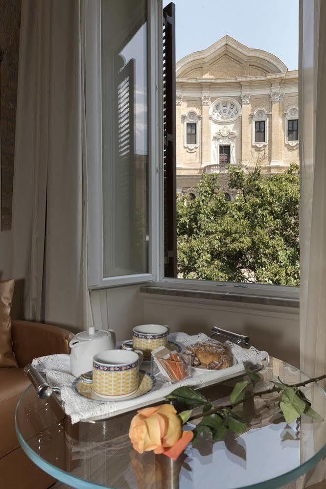 Navona Luxury Guesthouse Roma Ngoại thất bức ảnh